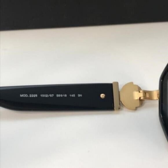 - New - 💯 Original VERSACE VE2228 100287 Dark Gray Irregular Men's Sunglas - Picture 5 of 12